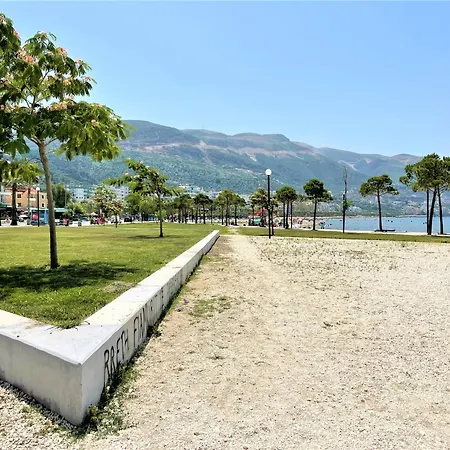 Dh Family Aparthotel Vlorë