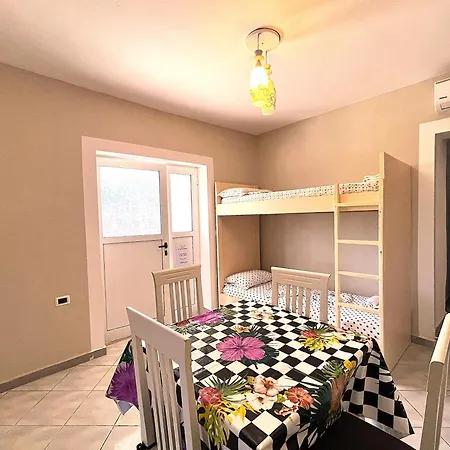 Aparthotel Dh Family