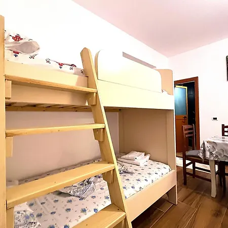 Aparthotel Dh Family